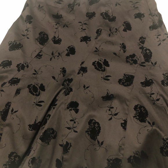 Dynamite skirt - Picture 1 of 3